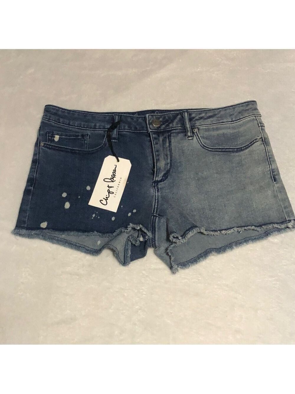 Chip & Pepper Two-Tone Denim Cutoff Shorts in Blue Sz 30